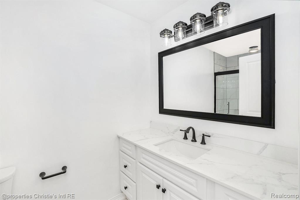 8820 JOSEPH CAMPAU Street, 3, Hamtramck, MI 48212 — Photo 14