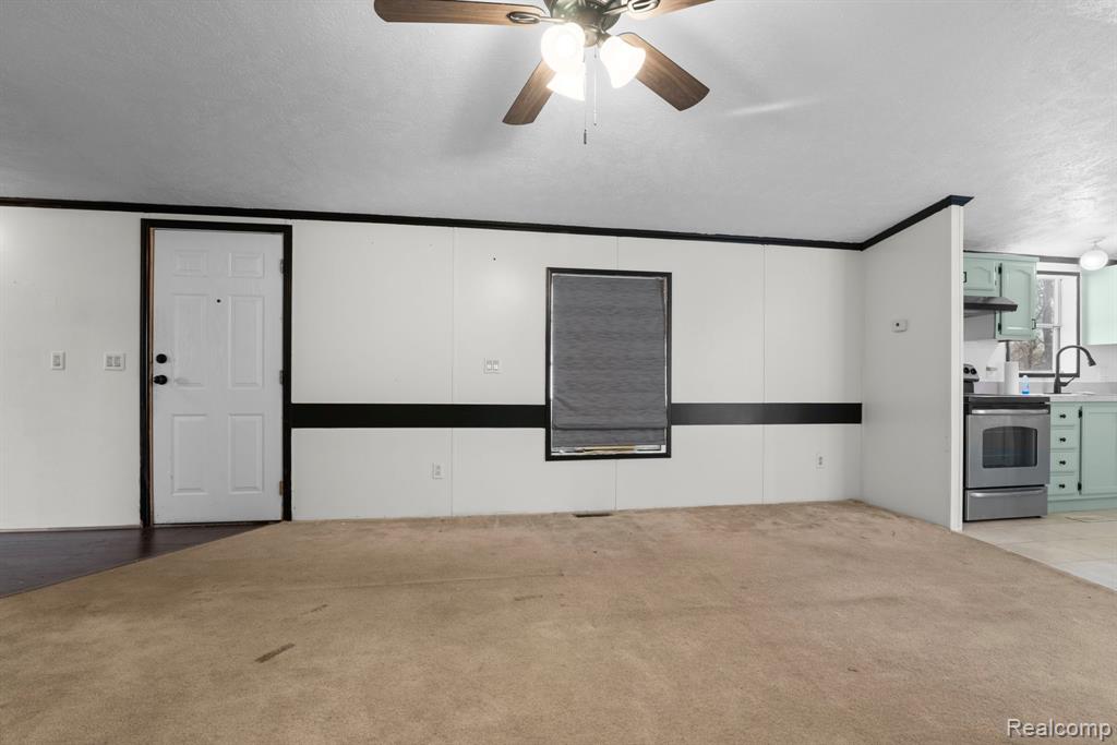 351 North Squirrel Road #207, Auburn Hills, MI 48326 — Photo 10