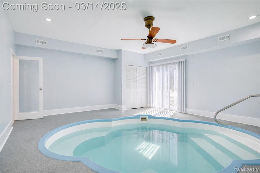 19580 Parke Lane, Grosse Ile, MI 48138 — Photo 18