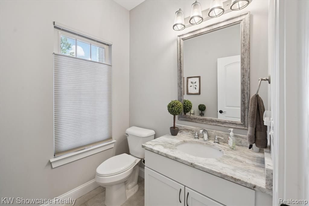 4067 Cameron Court, Wixom, MI 48381 — Photo 32