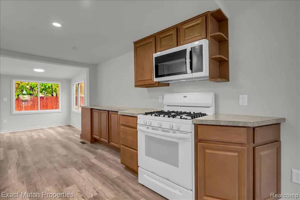 100 Danforth Street, White Lake, MI — Photo 14