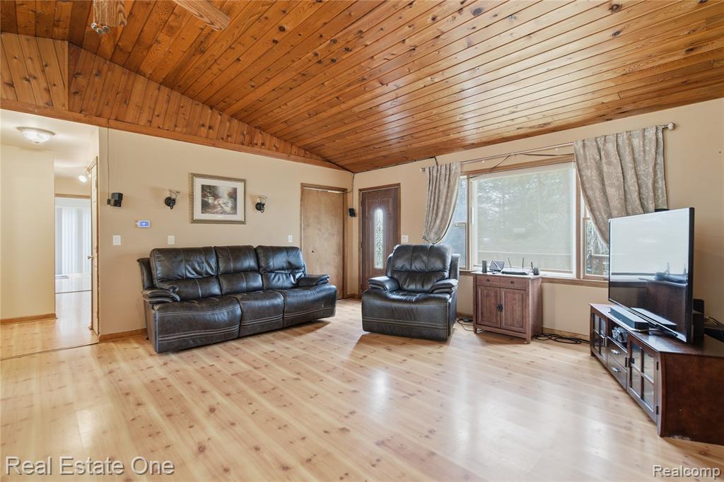 4915 E M 36, Pinckney, MI 48169 — Photo 5