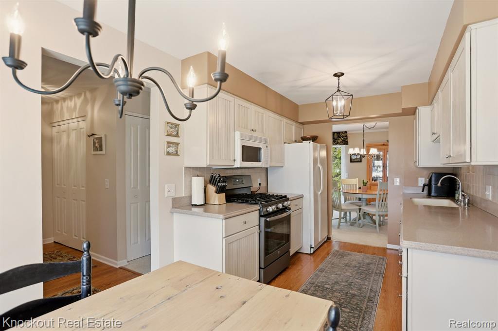 239 Churchgrove Road, Frankenmuth, MI 48734 — Photo 19