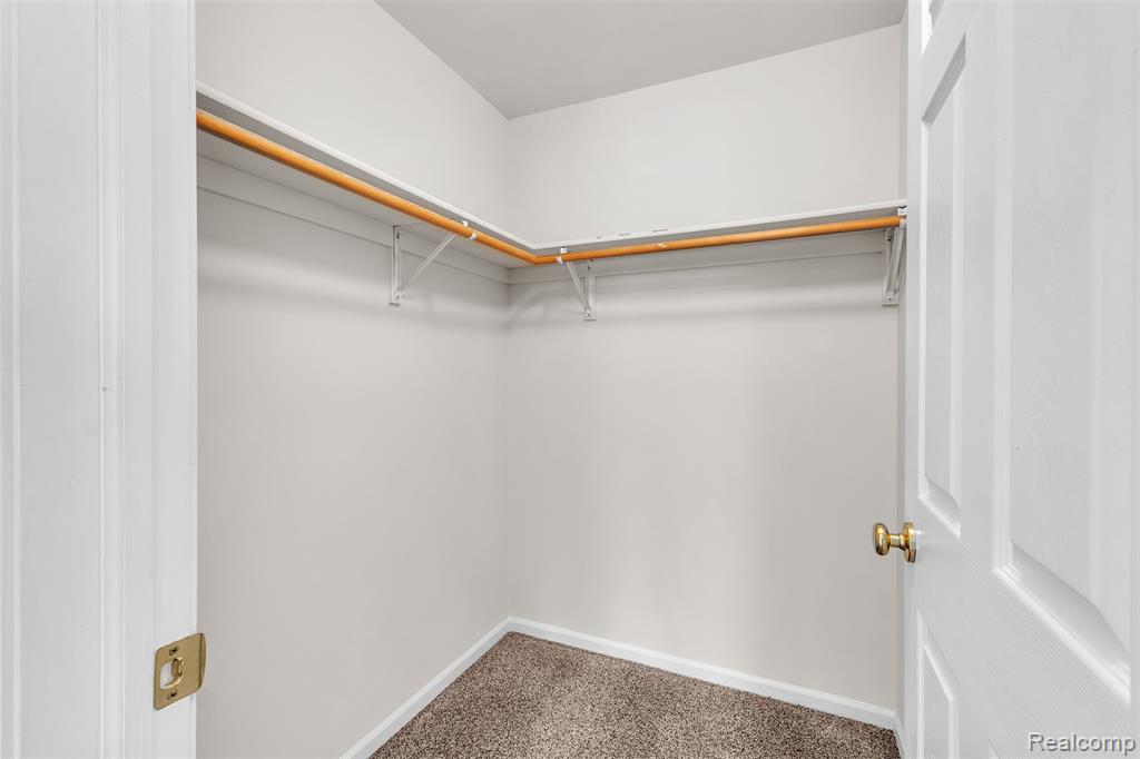 592 Olde English Circle, Howell, MI 48855 — Photo 25