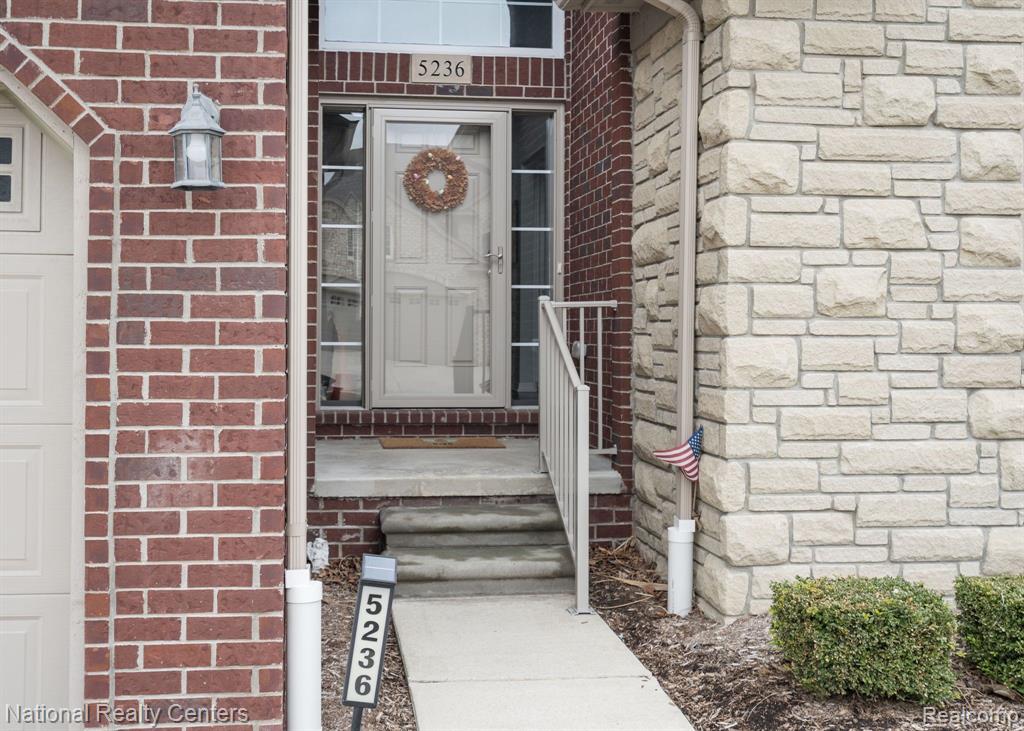 5236 HAWKSEYE Trace, Warren, MI 48092 — Photo 5