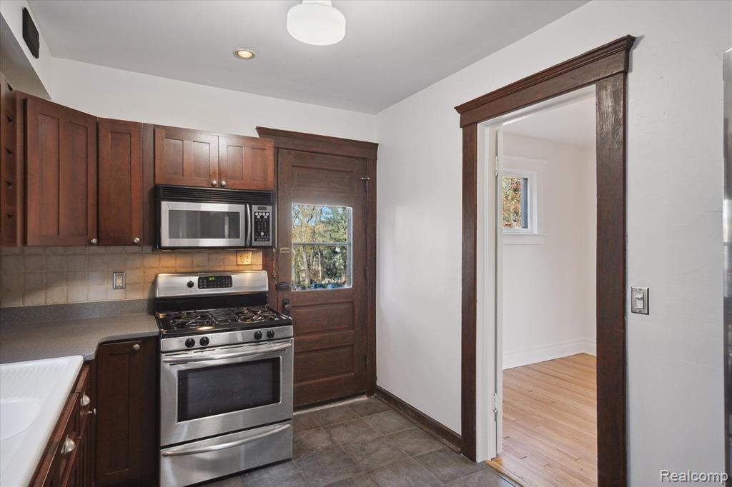 618 W LIBERTY Street, Ann Arbor, MI 48103 — Photo 19