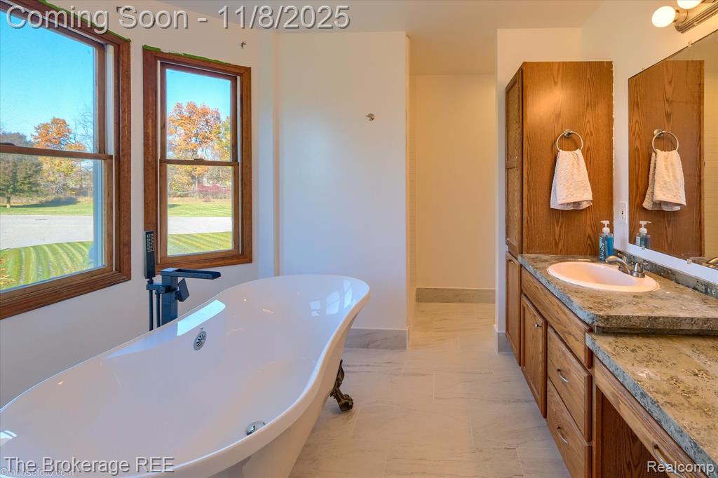 4203 Crystal Cove Court, Linden, MI 48451 — Photo 27