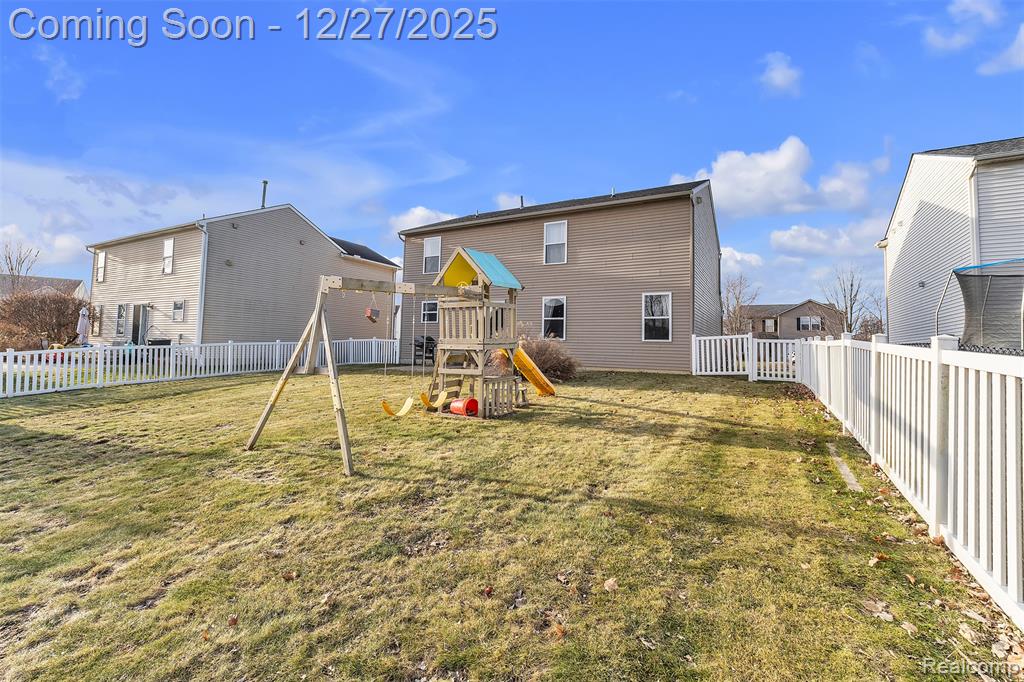 3343 Pine Run Drive, Clayton, MI 48473 — Photo 40