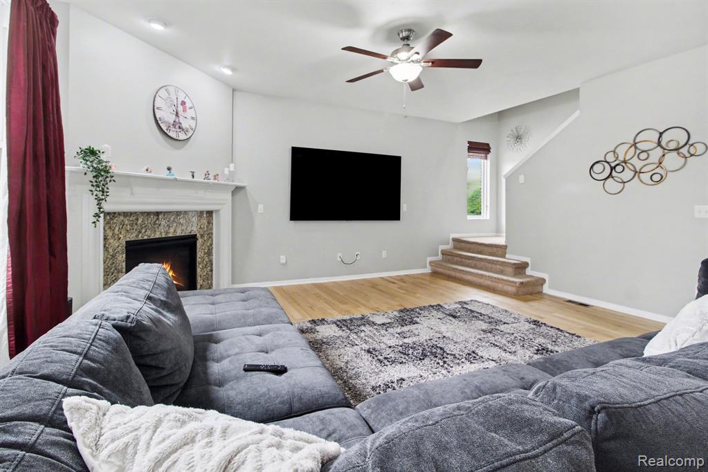 2417 PREMIER Lane, Canton, MI 48188 — Photo 9