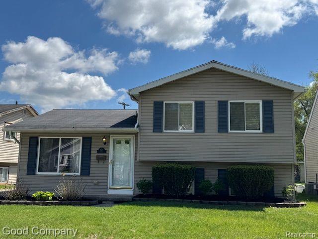 823 ETOWAH Avenue, Royal Oak, MI 48067 — front exterior