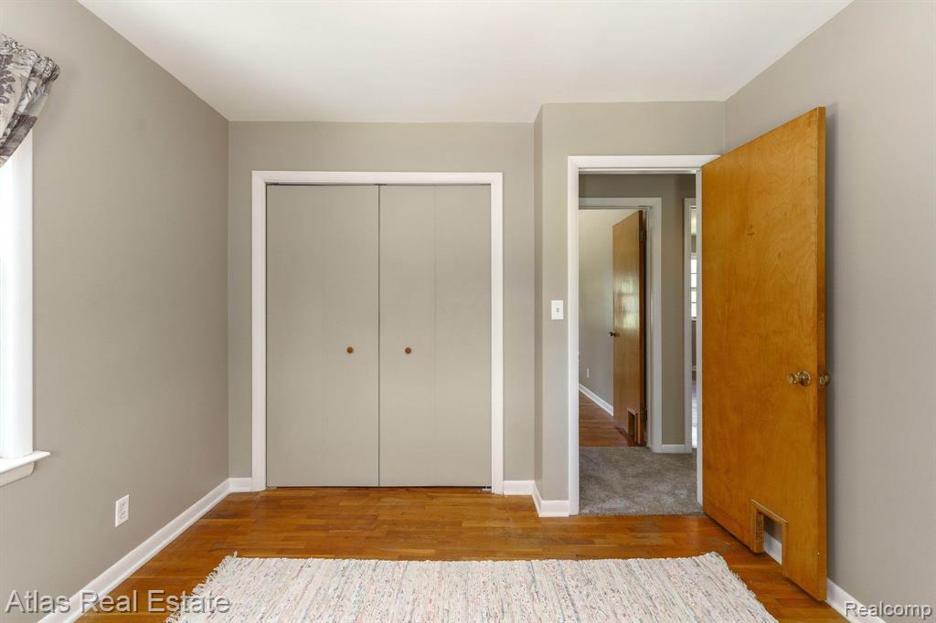 9450 HOGAN Road, Fenton, MI 48430 — Photo 32