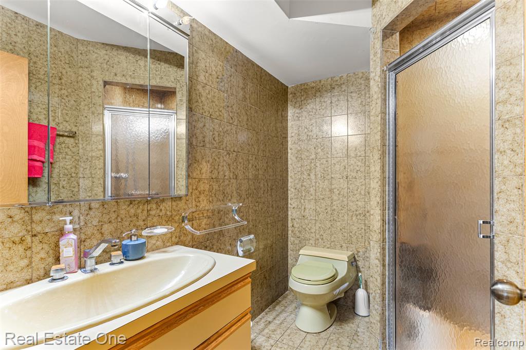 18191 Country Club Circle, Riverview, MI 48193 — Photo 31