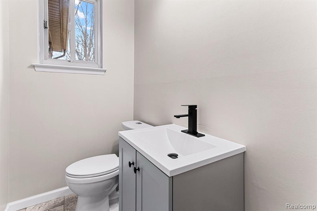 41639 METALINE Drive, Canton, MI 48187 — Photo 30