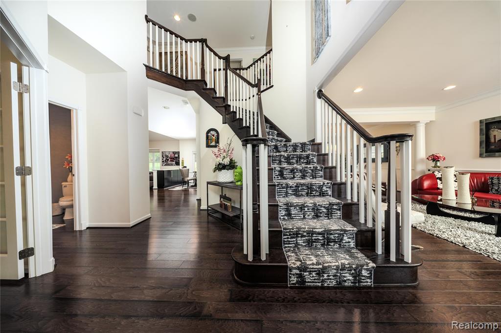 50719 Amesburg Drive, Novi, MI — Photo 6