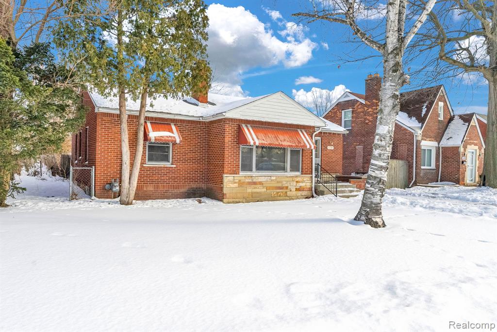 5330 Hereford Street, Detroit, MI 48224 — Photo 2