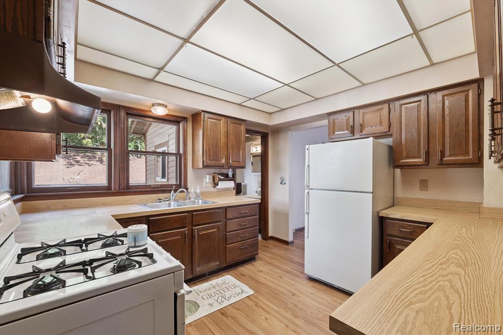 220 W 6th Street, Imlay City, MI 48444 — Photo 14