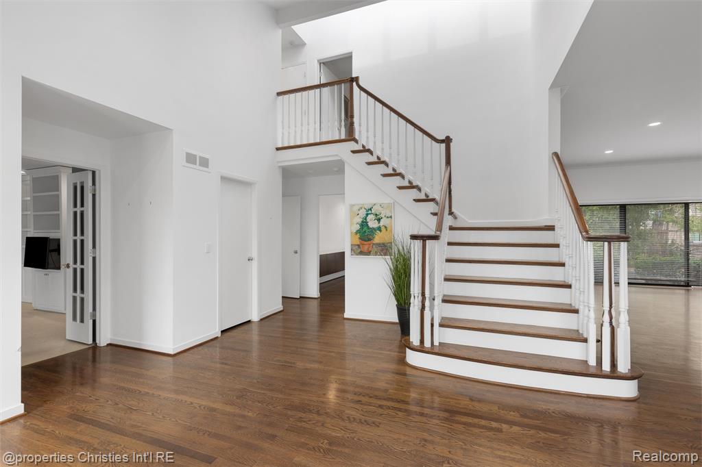 4768 Wendrick Drive, West Bloomfield, MI 48323 — Photo 14