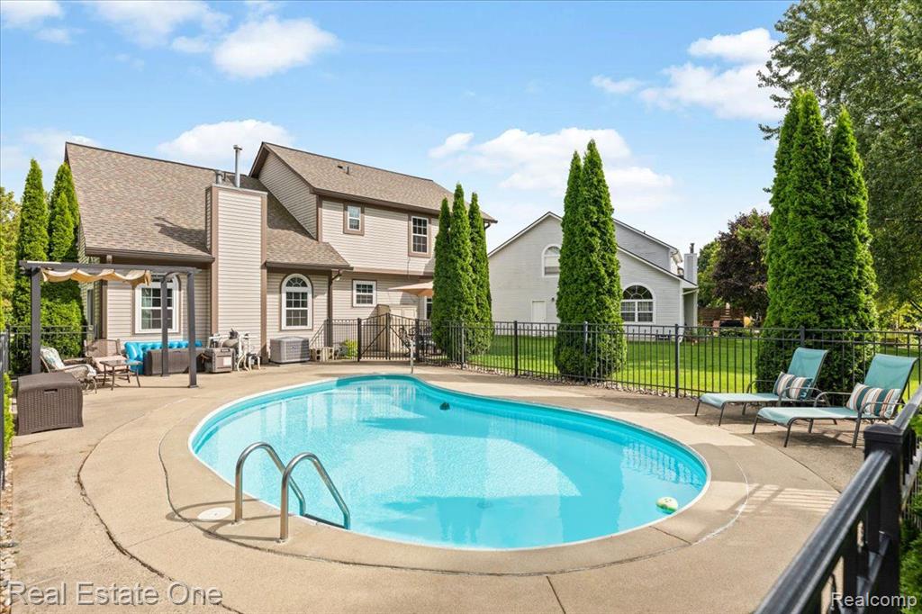 805 WOODLEIGH Way, Oxford, MI 48371 — Photo 5