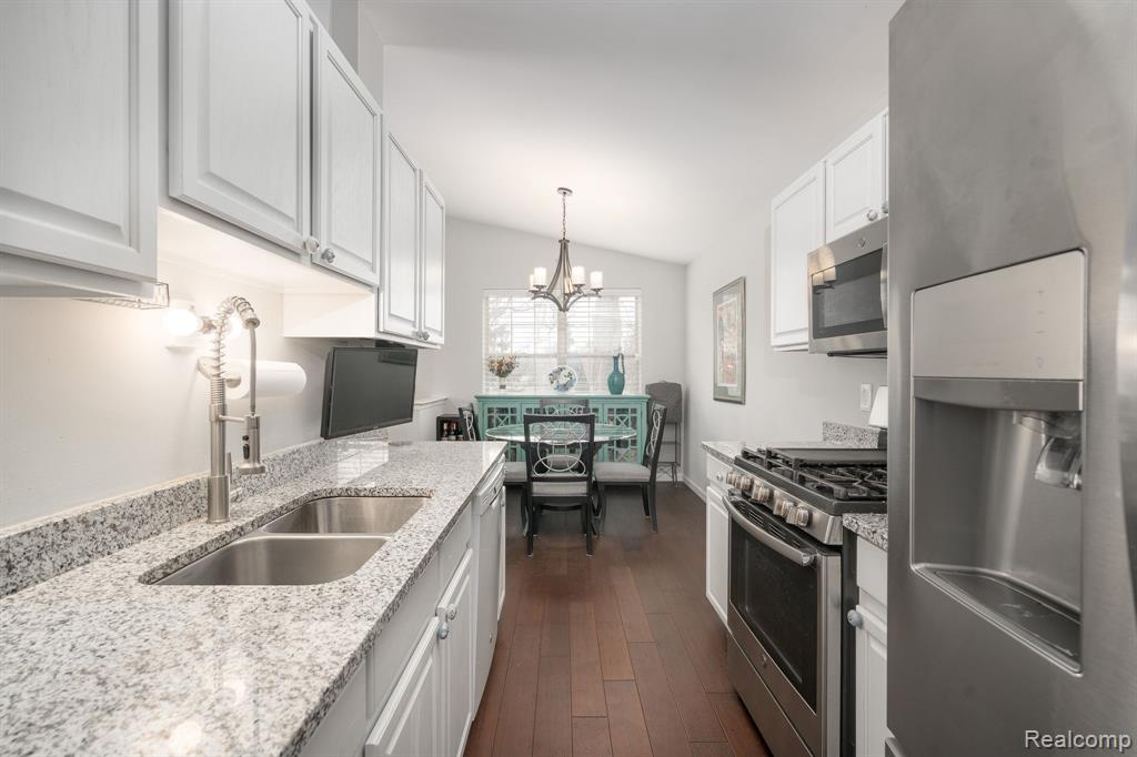 3019 Forest Creek Court, Ann Arbor, MI 48108 — Photo 13