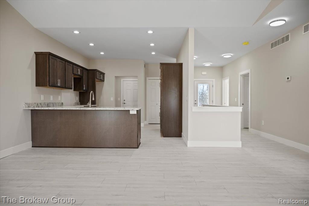 3369 Meadowridge Court, Davison, MI 48423 — Photo 10