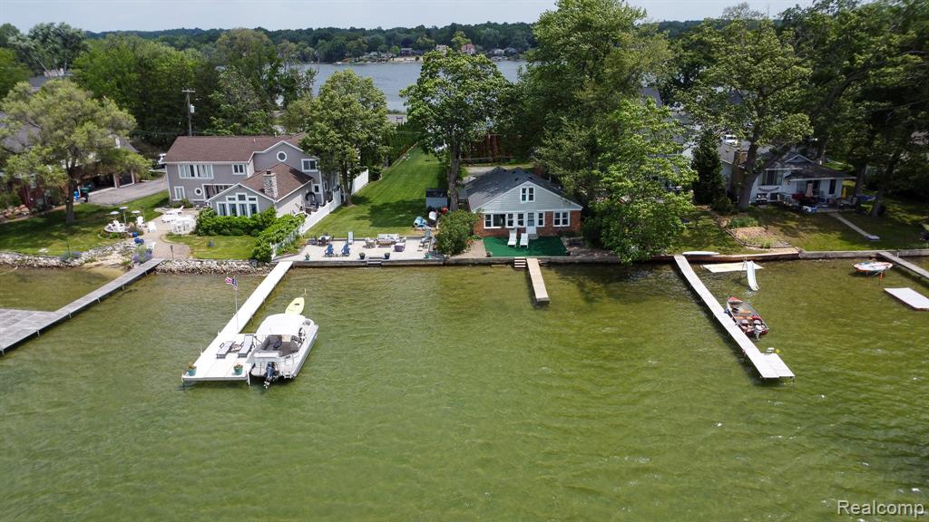 8691 Cooley Lake Road, Commerce Twp, MI 48382 — Photo 26