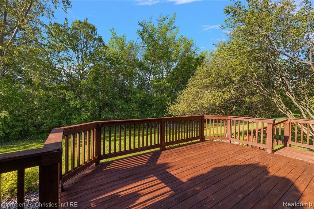 9773 RAVENSHIRE Drive, Ypsilanti, MI 48198 — Photo 52