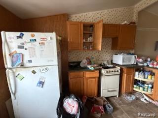 800 Jessop Avenue, Lansing, MI 48910 — Photo 13