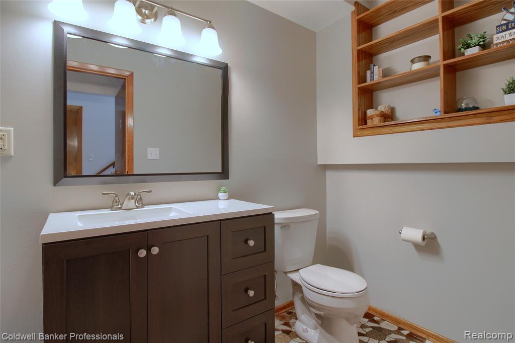 11770 Sunset Lane, Belleville, MI 48111 — Photo 19