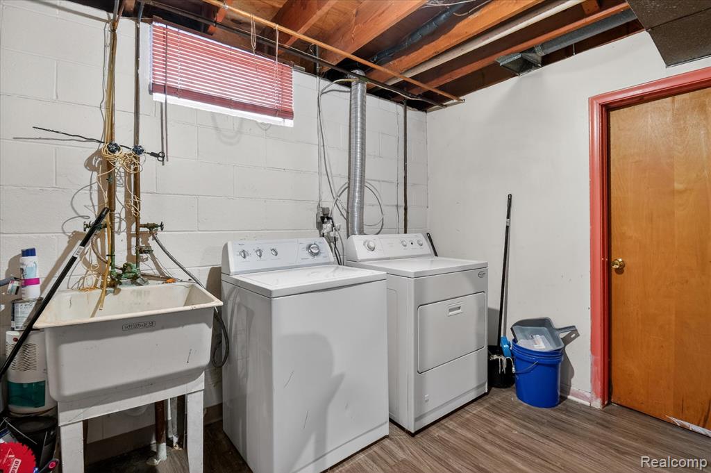 247 S Wallace Boulevard, Ypsilanti, MI 48197 — Photo 30