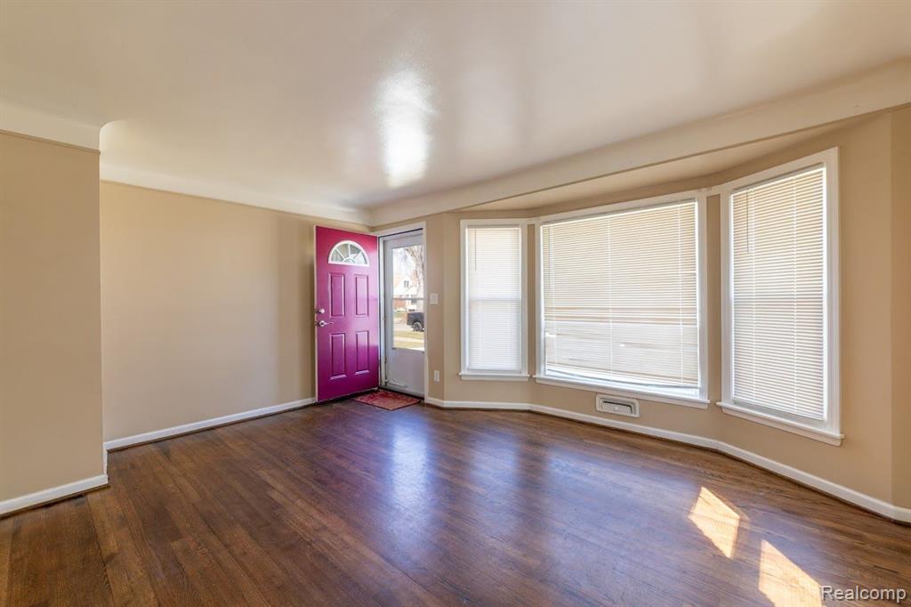 620 ARLINGTON Street, Inkster, MI 48141 — Photo 5