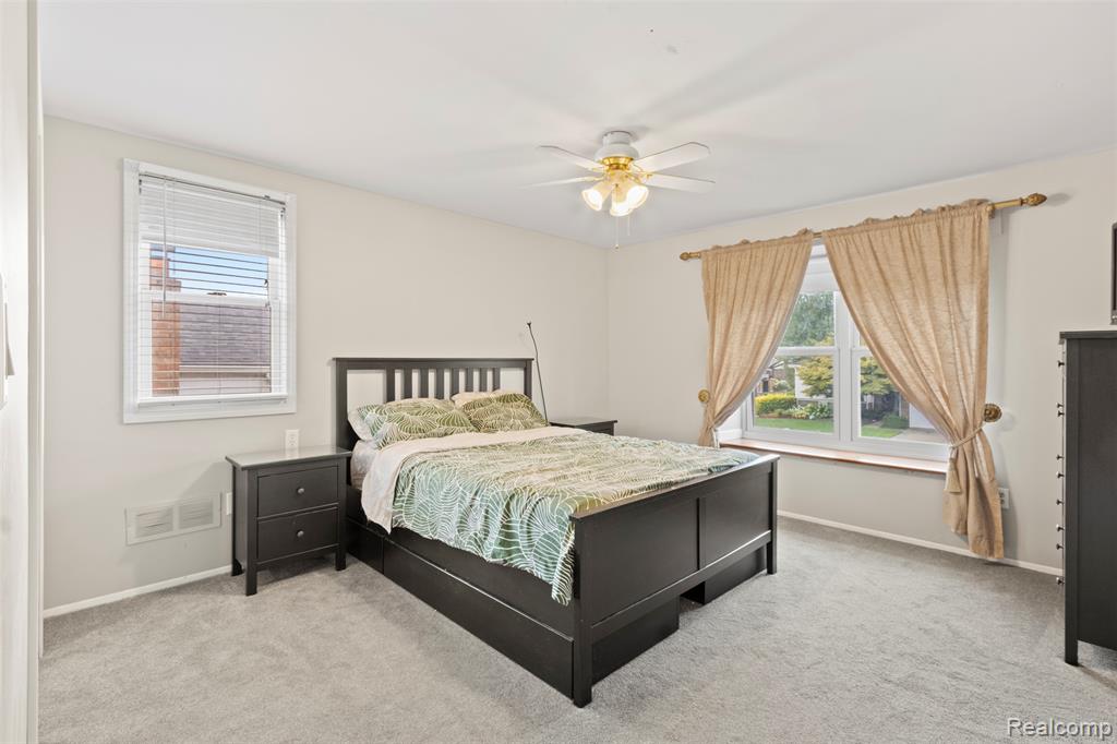 625 Kings Way, Canton, MI 48188 — Photo 23