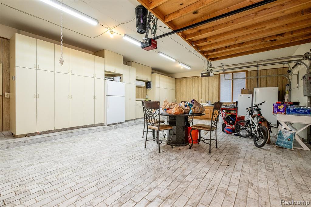 41924 ALDEN Drive, Clinton Twp, MI 48038 — Photo 49