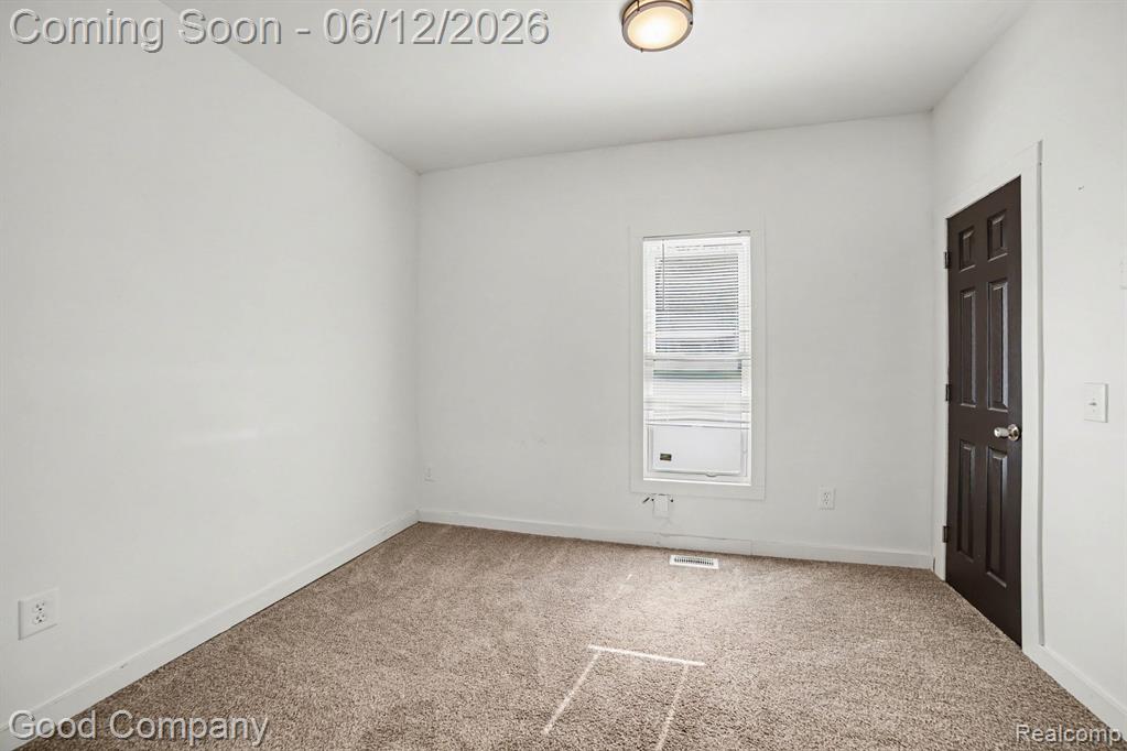 701 11th Street, Bay City, MI 48708 — Photo 14