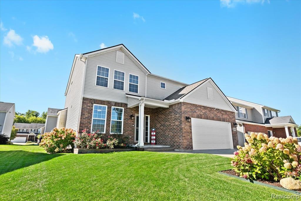 10403 Bouldercrest Drive, South Lyon, MI 48178 — front exterior