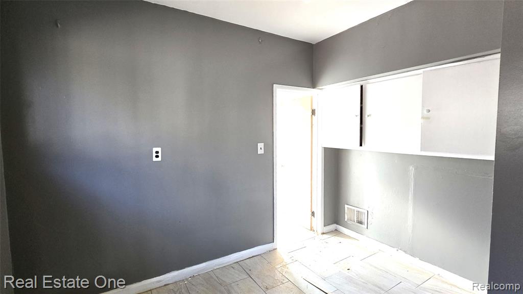 126 E Leroy Street E, River Rouge, MI 48218 — Photo 20