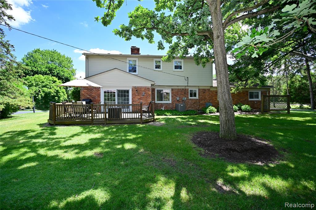 5888 Pentland Road, Bloomfield Hills, MI 48301 — Photo 37