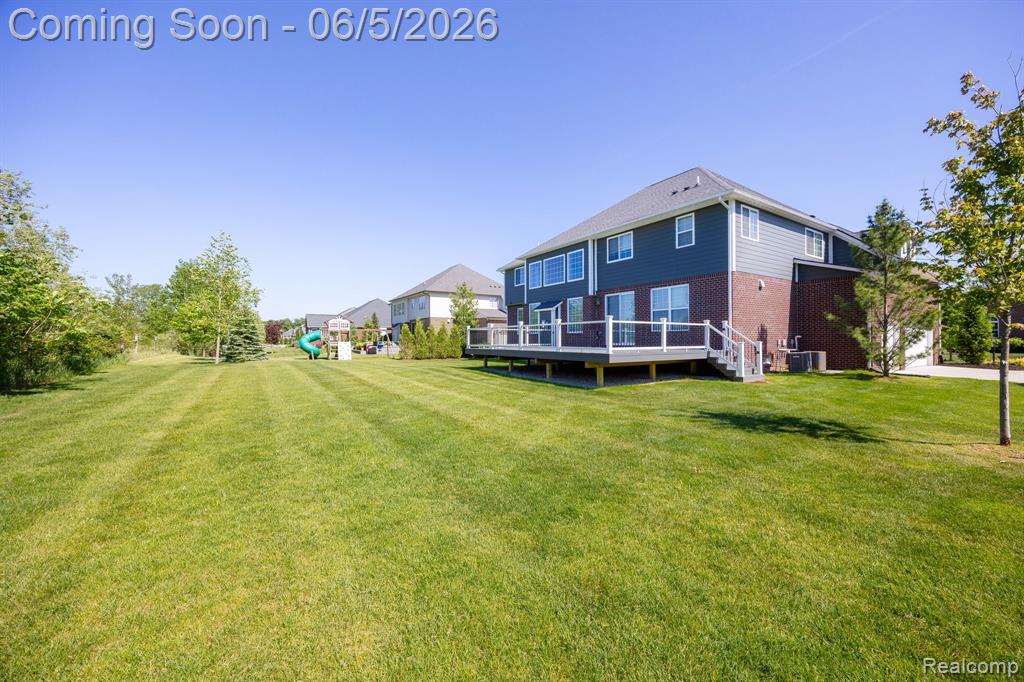 57558 Stoneleigh Drive, South Lyon, MI 48178 — Photo 9