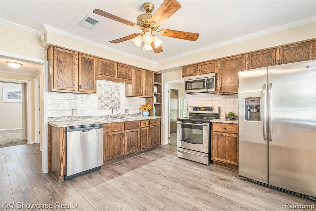 71 W Wabash Avenue, Belleville, MI 48111 — Photo 8