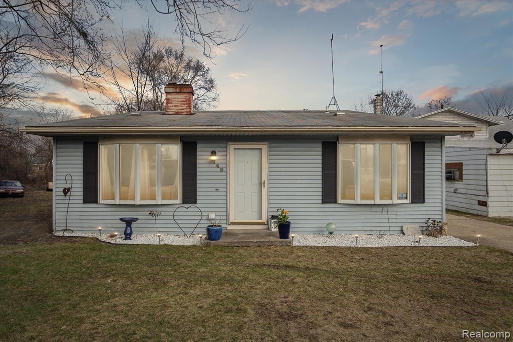 749 Gates Avenue, Ypsilanti, MI 48198 — Photo 3