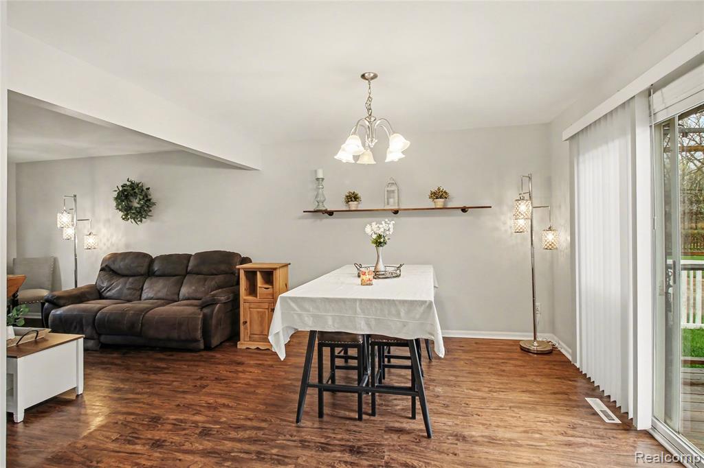 920 Meadowlark Lane, Howell, MI 48843 — Photo 6