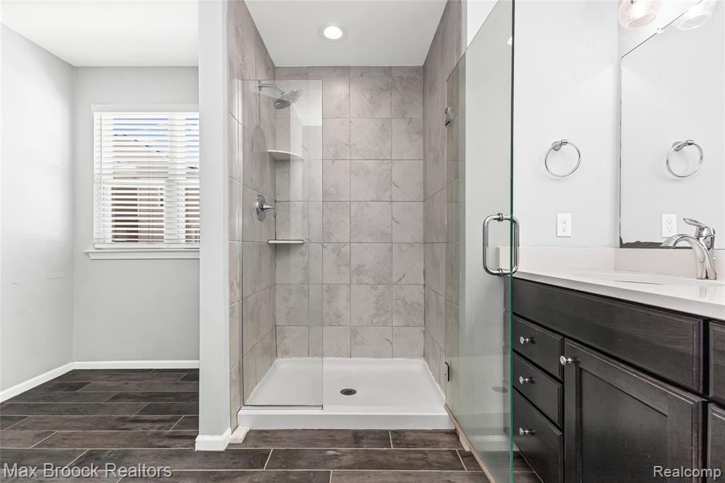 4211 Kent Road, Royal Oak, MI 48073 — Photo 36