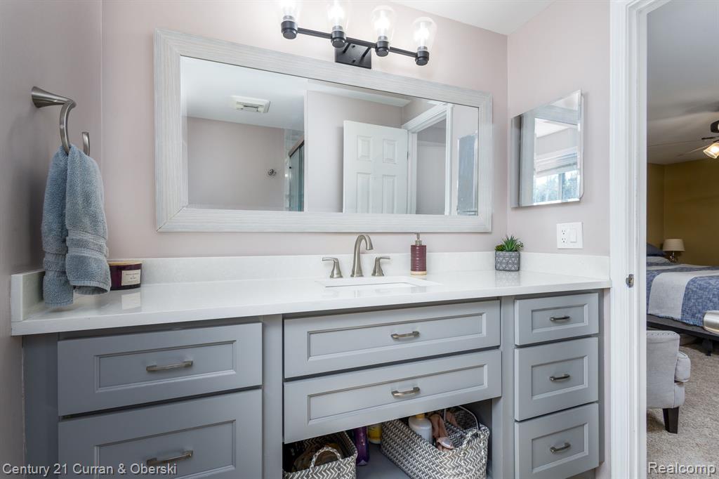 41924 Amberly Drive, Clinton Twp, MI 48038 — Photo 17
