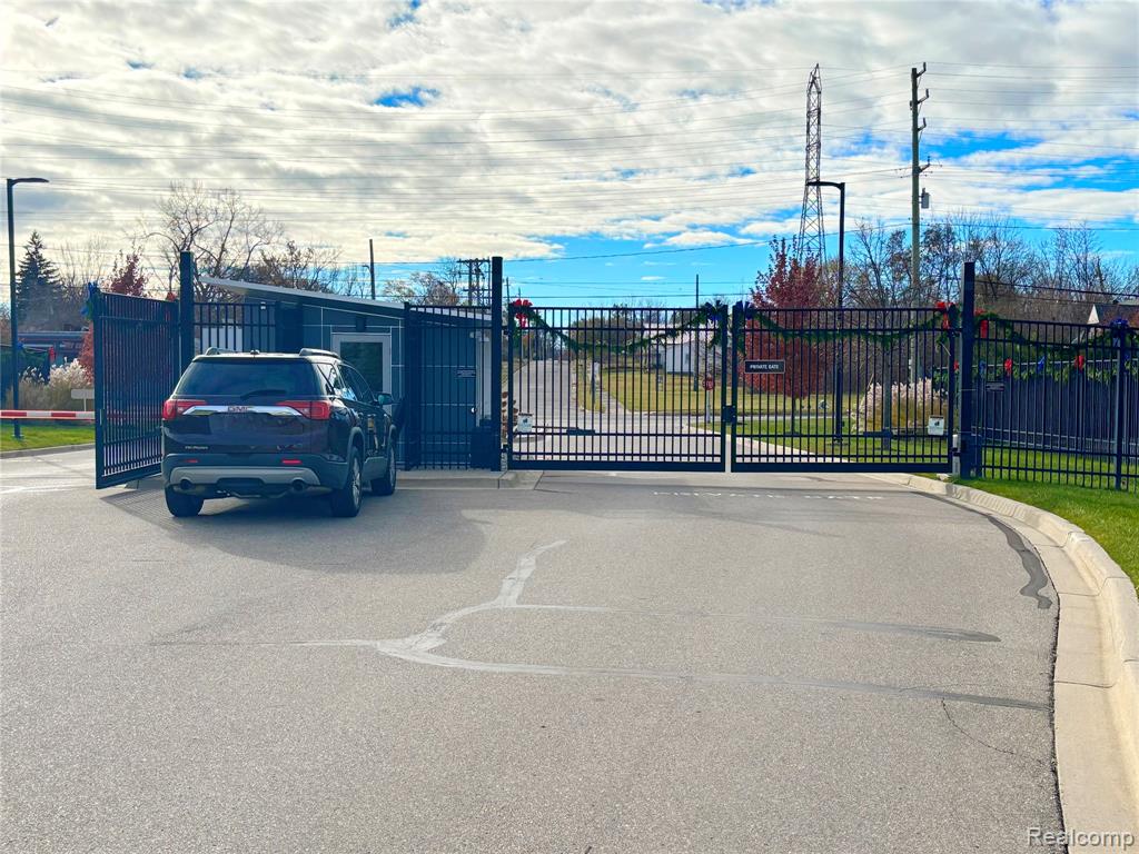 57 Pit Lane, Pontiac, MI 48341 — Photo 19