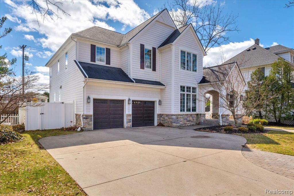 868 HAZEL Street, Birmingham, MI 48009 — Photo 2
