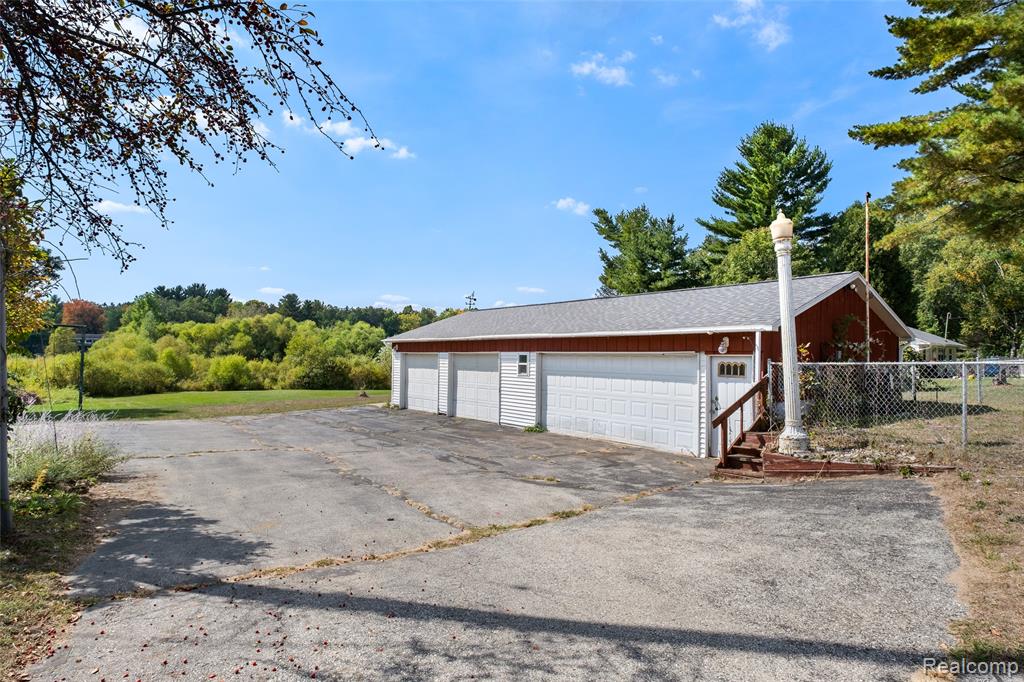 18415 12 Mile Road, Big Rapids, MI 49307 — Photo 35