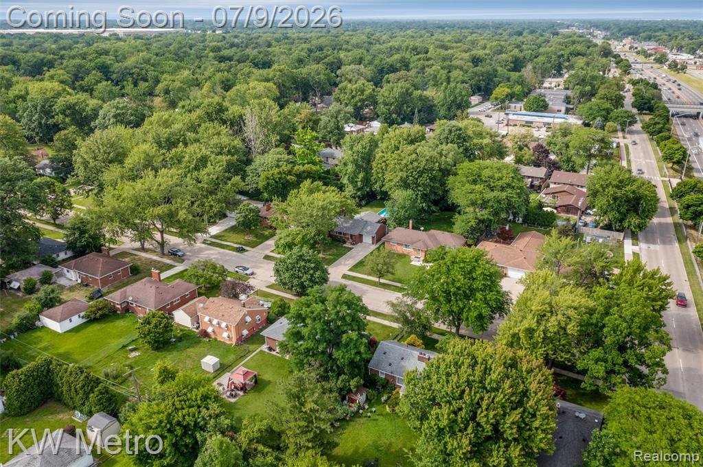20665 Woodcrest Street, Harper Woods, MI 48225 — Photo 7