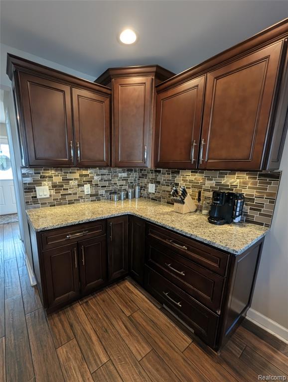 22303 Knollwood Drive, Flat Rock, MI 48134 — Photo 6