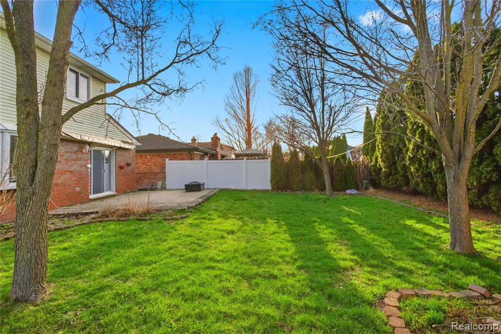 16213 Haverhill Drive, Macomb, MI 48044 — Photo 40