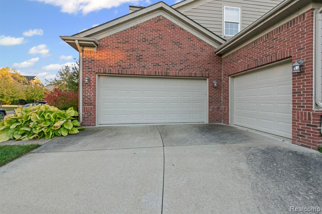 51229 Glen Hollow Avenue, Canton, MI 48188 — Photo 41