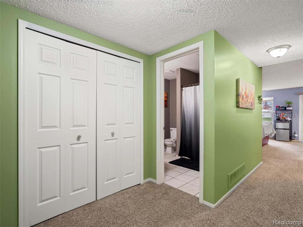 4970 Oak Hill Drive, Waterford, MI 48329 — Photo 3
